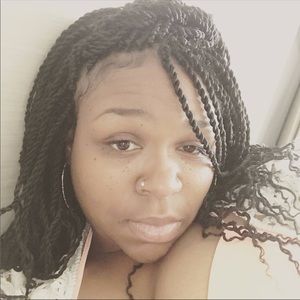 Meet your Posher, Ashley